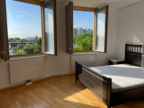 Diese schöne, sonnige, vollmöblierte Zweizimmerwohnung besticht durch die grüne  Vienna, Austria Ferienwohnung in Wien Nähe Wienerberg Entire condo vacation rental 25006196