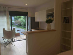 Studio tout équipé et privatif avec tout confort. Dressing et salle d’eau avec w Gradignan, France Studio cosy indépendant dans villa Entire guesthouse vacation rental 19232719