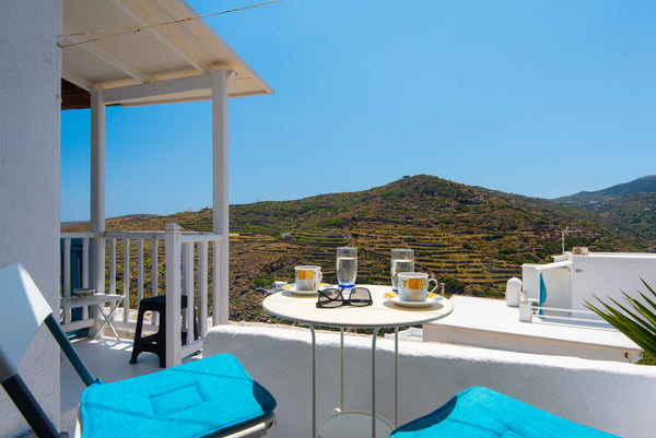 Experience staying in an apartment, part of the historic wall of Kastro, the fam  Loggia Castle House Cycladic home vacation rental 633134458219682802