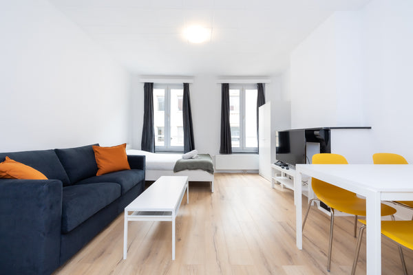 Enjoy a stylish experience at this centrally-located place.<br />This studio is  Brussels, Belgium Grand place Lovely studio Entire rental unit vacation rental 703604059342201284