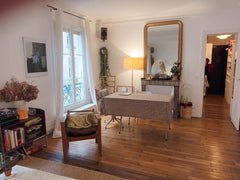 Je vous accueille dans mon bel appartement haussmannien et confortable de 50m2,  Paris, France Bel appartement confortable Entire rental unit vacation rental 12732538