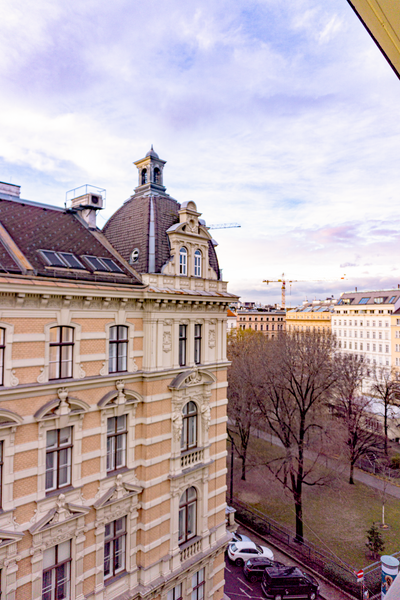 Located in the very heart of Vienna. Most historic Viennese building are within  Vienna, Austria Big City Center Room Private room in rental unit vacation rental 47950653