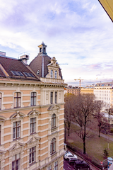 Located in the very heart of Vienna. Most historic Viennese building are within  Vienna, Austria Big City Center Room Private room in rental unit vacation rental 47950653