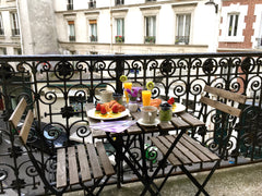 Enjoy you own balcony in a cozy totally renewed apt. at Latin Quarter, one of th Paris, France Your balcony in the heart of Paris! Entire rental unit vacation rental 4648955