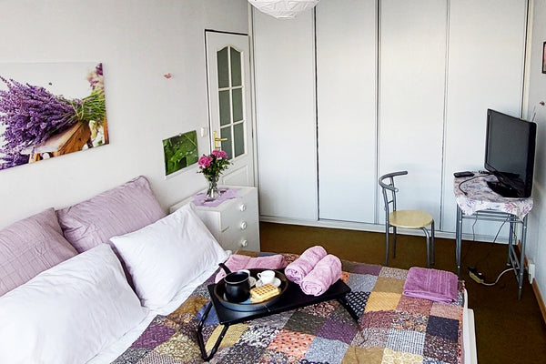 Dobře u nas tady bydli a proto čekame Vas radi <br />Krasna a klidna lokalita<br  Útulný soukromý pokoj v Praze 8 Private room in rental unit vacation rental 52726145