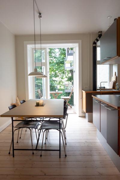 Bright, cozy apartment with a large kitchen, in the heart of Vesterbro. Absolute Copenhagen, Denmark Cosy apartment in the heart of Copenhagen Entire rental unit vacation rental 36964237