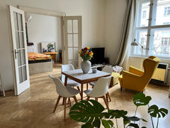 Unikátní ubytování v širším centru Prahy se skvělou dostupností na metro A (Flor Prague, Czechia Krátkodobý pronájem bytu na Vinohradech u metra A Entire rental unit vacation rental 573932279534836502