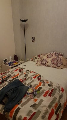 Dans une rue calme proche de la Gare Part Dieu, centre commercial et navette aér Lyon, France Chambre privée proche de la Gare Part Dieu Private room in rental unit vacation rental 42516051