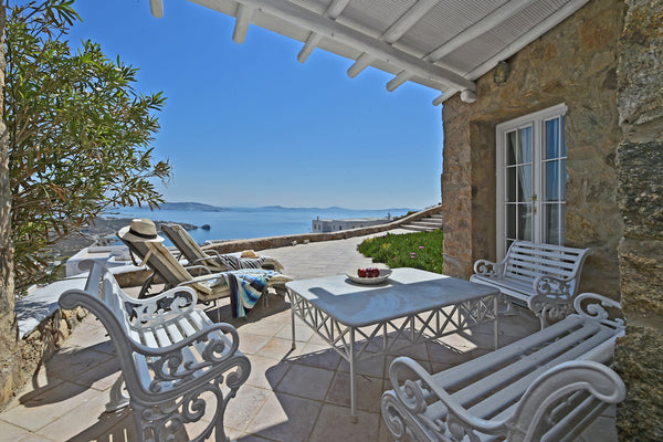Located in Faros Armenistis. “Cliff’s Edge” is a vast private property, on the t Athens, Greece Mykonos Villa Cliff's Edge Entire villa vacation rental 9418051