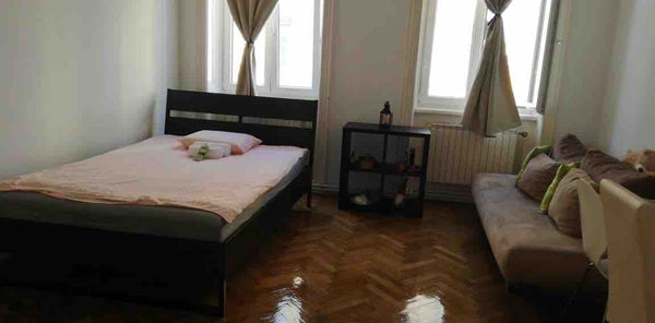 Meine Unterkunft ist gut für Paare, Geschäftsreisende, Familien (mit Kindern) ab Vienna, Austria Größe Zimmer in der Nähe von Schönbrunn Private room in rental unit vacation rental 45262731