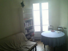Room located in a nice and silent flat, shared with a student at SciencesPo Pari Beauvais, France Light room 1 person Private room in rental unit vacation rental 8717078