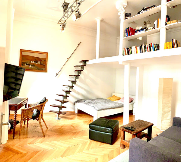 The apartment is located in the hipe district of Leopoldstadt, just on tube 2 an Vienna, Austria spacious artist appartement in the heart of Vienna Entire rental unit vacation rental 564424725164126823