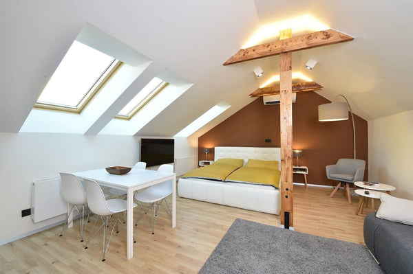 Enjoy a luxurious attic apartment in the heart of Prague. In a quiet area, less  Prague, Czechia Wenceslas Square - studio in the city center Entire rental unit vacation rental 653443290222779313
