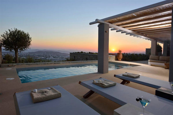 A ground level villa with a total of 150sqm that can accommodate up to 6 guests. Gstaad, Switzerland Amazing 3 BR Family Villa Entire villa vacation rental 33063980