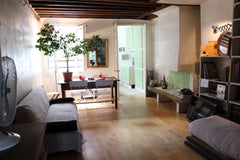 Paris Le Marais. Appartement typique, au cœur du Marais, de 60 m2  dans immeuble Paris, France Appartement charmant Le Marais Paris Entire rental unit vacation rental 18961255