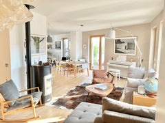L' appartement est idéalement situé - laissez votre voiture dans notre garage fe  Appartement haut de gamme avec vue sur Fourvière Entire rental unit vacation rental 702789458973503443