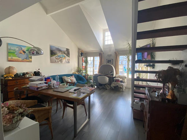 A duplex apartment right in the center of Paris!: The Louvre, Pont des Arts, Châ Paris, France Rare Duplex by the Louvre & direct to airport ! Entire place vacation rental 20264372