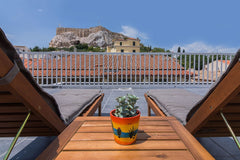 A cozy apartment full of light in the heart of Plaka, it has a spacious room-bed GR New studio in Plaka #B3 Entire rental unit vacation rental 51278031