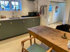 Føl dig hjemme, og nyd masser af plads i kælderlejligheden. <br />Du får eget st Copenhagen, Denmark Kælderlejlighed med badekar. 20 min fra centrum. Entire home vacation rental 52910684