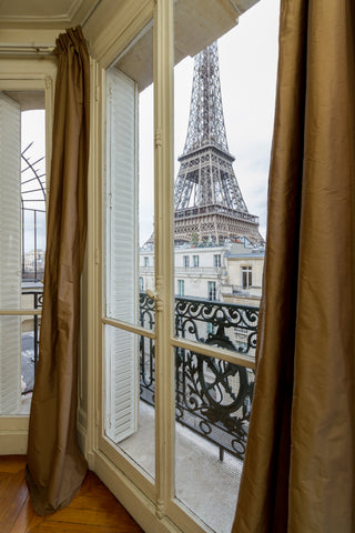 Amazing apartment in front of the Eiffel Tower fully furnished and ideal for a f Paris, France [110m2] Eiffel Gorgeous Apartment Entire rental unit vacation rental 4828217