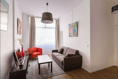 Proche de toutes commodités, et des commerces de bouche, bar, salle de concert,  Paris, France Appartement Paris 11, Voltaire Entire rental unit vacation rental 16348998