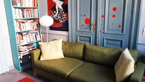 Appartement singulier,  lumineux, coloré dans maison de maître typiquement bruxe Brussels, Belgium Appartement de charme -terrasse - maison d'artiste Entire rental unit vacation rental 26809830