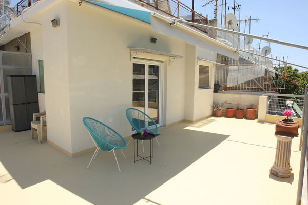 Located in heart of Athens whit transport connections, 2 minits from apartment t Athens, Greece Lovely studio with amazing terrace Entire rental unit vacation rental 44204620