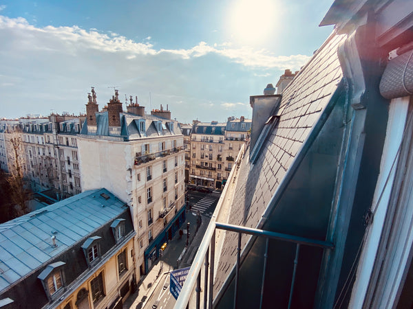 Welcome to this unique Quiet Cocoon with a Balcony and an Elevator. <br />It can Paris, France Cocoon - Balcony - Elevator @ Luxembourg Garden Entire rental unit vacation rental 6155869