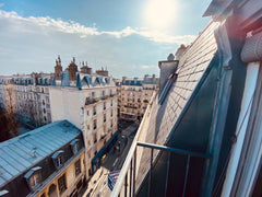 Welcome to this unique Quiet Cocoon with a Balcony and an Elevator. <br />It can Paris, France Cocoon - Balcony - Elevator @ Luxembourg Garden Entire rental unit vacation rental 6155869