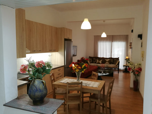 A spacious 71 sq.m. 2 floor maisonette, 2 bedrooms, 2 bathrooms, heating, air co Heraklion, Greece Quiet Spacious Maisonette-Ideal Central Town Point Entire rental unit vacation rental 21324579