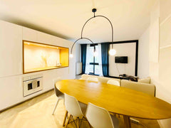 Appartement de 65m2 offrant de très belles prestations intérieures et extérieure Lyon, France Appartement refait à neuf avec belles prestations Entire rental unit vacation rental 46522695