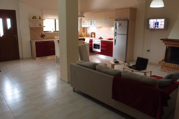 Set at Kissamos, a picturesque town, 35 kilometres on the West of Chania, our ac Chania, Greece Comfortable house in Kissamos Entire rental unit vacation rental 18235408