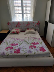 Vous adorerez montrer les photos de ce logement unique à vos amis.  Lyon place jean mace agréable chambre d'hôtes. Private room in bed and breakfast vacation rental 685186007933516198