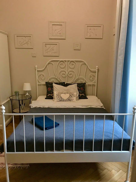 Útulný byt v srdci Prahy, pouze 100m od Staroměstského náměstí. Byt je umístěn v Prague, Czechia Stylový byt v srdci Prahy Entire condo vacation rental 49772804