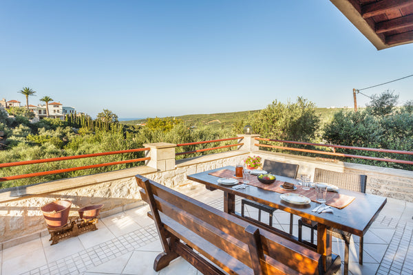 A stone luxury furnished house in the quiet of a wonderful Cretan grove.<br />Th  SPILIA STONE HOUSE Entire bungalow vacation rental 18310903