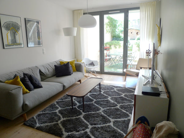 Notre maison de 125m2 est calme et spacieuse avec un jardin et une terrasse de 4 Bordeaux, France Maison avec jardin en plein centre-ville Entire townhouse vacation rental 41403969