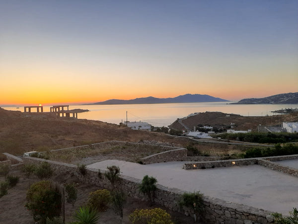 Cycladic House totally fully equipped and accommodate until 3 guests with one of Greece Best Location Cycladic House,Beach+Town+BusStation Entire home vacation rental 32240336
