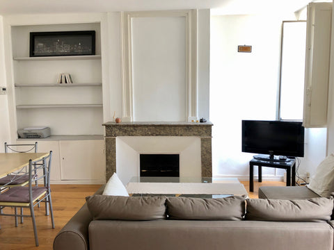 Appartement T2 Jardin Public, idéal pour profiter d’une escapade citadine. <br / Bordeaux, France Charmant T2 Centre de Bordeaux - Jardin Public Entire rental unit vacation rental 36134378