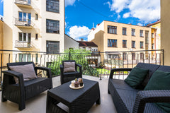 Parking on the street near by the house from 08:00-20:00 = 20 czk/hr. From 20:00 Prague, Czechia URAN apt. 15 min Wenceslav square Entire rental unit vacation rental 37847247