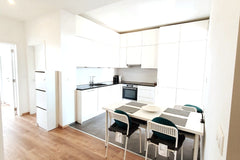 I rent a nice room in my four bedroom apartment for short-mid-long term.<br />Th Nantes, France Rent ROOM in New FLAT,Etterbeek,Thieffry M.station Private room in rental unit vacation rental 44456314