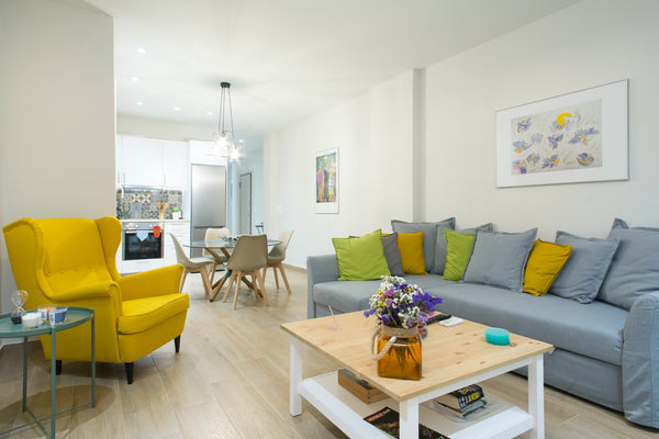 Brandly renovated apartment designed to facilitate a relaxed getaway. Bright, we Athens, Greece Downtown renovated apt. Your 2nd home in Athens Entire rental unit vacation rental 24912601