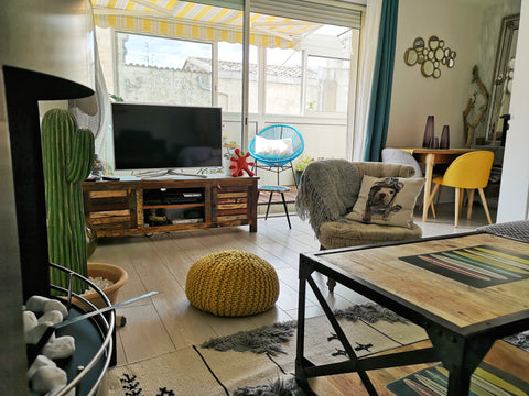 Bienvenus chez moi. Respect et confiance sont les bases de cette location. Quart Bordeaux, France Appartement très lumineux avec place de parking Entire rental unit vacation rental 34651641