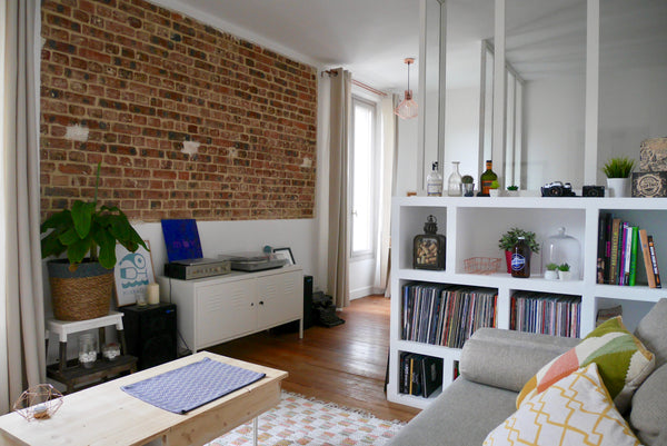 In the canal St-Martin neighborhood, his restaurants & his tiny pretty shops (fo Paris, France Cosy flat near canal St-Martin Entire rental unit vacation rental 18281880