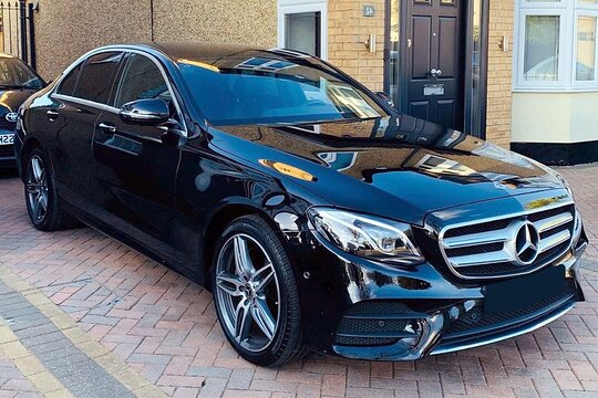 Private Transfer: Heathrow Airport LHR to London City in Business Car  Private Tours and Travel Guide Europe London CITY London Destination Tour