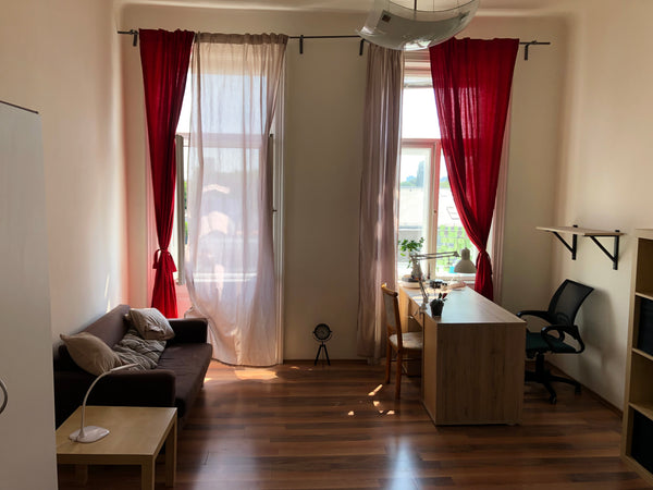 The house is situated in famous 19 area of Vienna that is also called Döbling, i Vienna, Austria 25 min to center with public transport. Entireflat Entire rental unit vacation rental 34815720