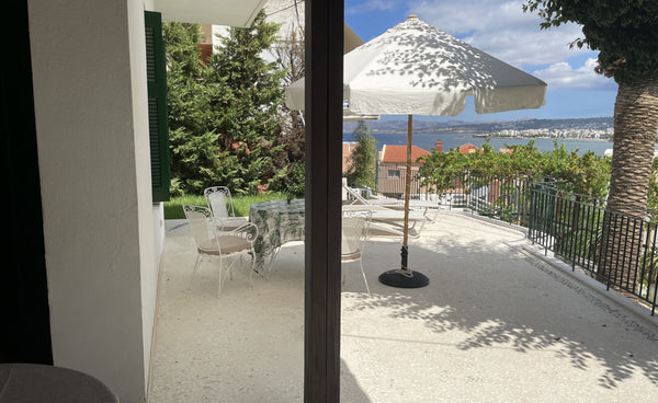 Maison particulière avec vue panoramique, 200 m de la plage, 3 km de la ville pi Greece The Green House near the beach Entire home vacation rental 3232991