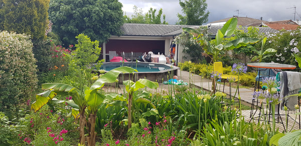 Située à Bordeaux/Mérignac dans le quartier de Capeyron, notre maison est à la f Bordeaux, France Maison 4 chambres avec jardin luxuriant et piscine Entire home vacation rental 43681919