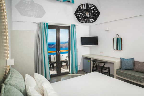 Offering an outdoor pool with panoramic views of the sea, Amity Suites - Adults   Amity Superior Suite Private room in bed and breakfast vacation rental 44176036