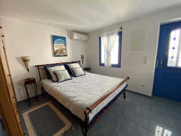 Welcome to Aikaterinis vintage apartment in the heart of Naousa, a gorgeous two   Cozy Apartment Naousa Town with late check out Entire vacation home vacation rental 636070760119652197