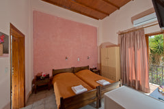 Twin bedded double room of 17 squad meters that can accommodate up to 3 persons  Chania, Greece Katerina Traditional Rooms (No 3) Private room in rental unit vacation rental 4959677